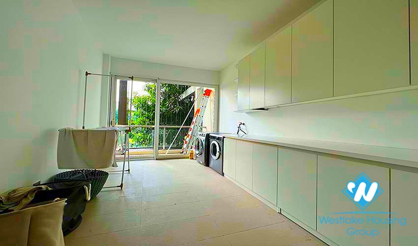 A grand, gorgeous villa for rent in Q Block, Ciputra